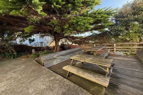 Photo of property in Rowena Hostel, 61 Ellice Street, Mount Victoria, Wellington, 6011