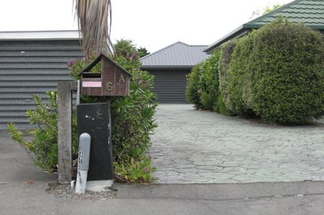 Photo of property in 6 Peer Street, Upper Riccarton, Christchurch, 8041