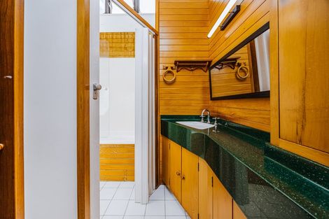 Photo of property in 57 Highland Park Drive, Highland Park, Auckland, 2010