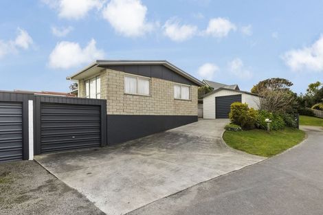 Photo of property in 4 Myrtle Lane, Raumati Beach, Paraparaumu, 5032