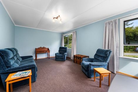 Photo of property in 6 Waugh Street, Kimbolton, 4777