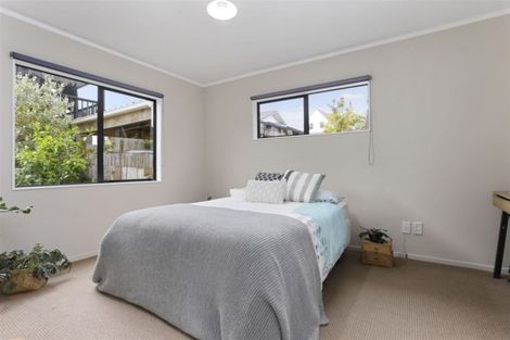 Photo of property in 47h Ambler Avenue, Glen Eden, Auckland, 0602