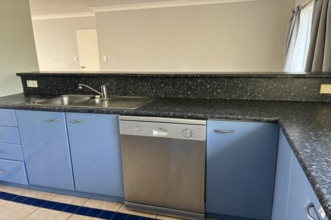 Photo of property in 48 Milan Drive, Glen Eden, Auckland, 0602