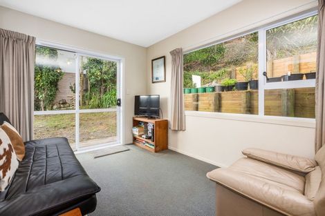Photo of property in 32 Papakowhai Road, Papakowhai, Porirua, 5024