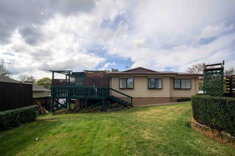 Photo of property in 42 Cromwell Drive, Fitzroy, Hamilton, 3206