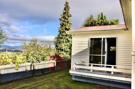 Photo of property in 60 Kiwi Road, Taihape, 4720