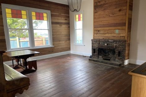 Photo of property in 11 Glentworth Street, Eltham, 4322