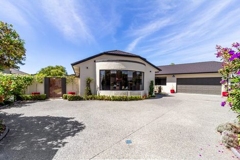 Photo of property in 11 Rutland Place, Taradale, Napier, 4112