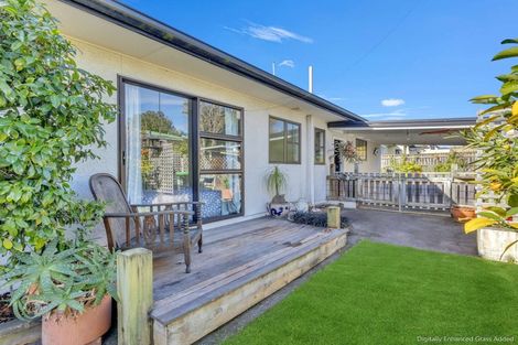 Photo of property in 1/16 Carl Avenue, Havelock North, 4130