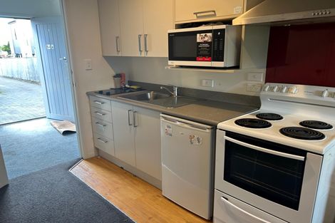 Photo of property in 2/54 May Street, Hamilton East, Hamilton, 3216