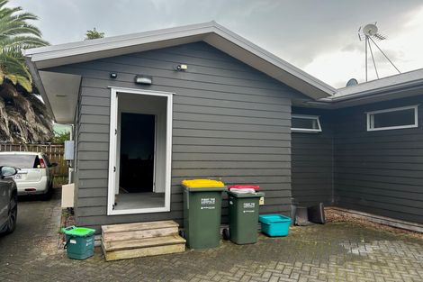 Photo of property in 2/54 May Street, Hamilton East, Hamilton, 3216