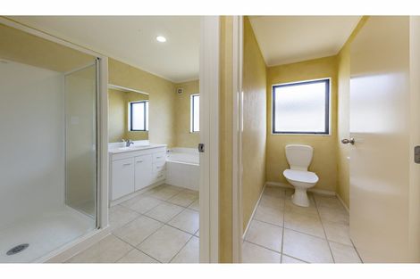 Photo of property in 17 Ksenia Drive, Flat Bush, Auckland, 2019