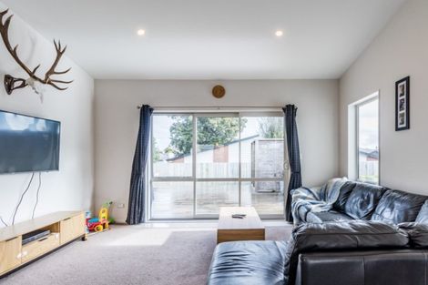 Photo of property in 6 Allendale Place, Morrinsville, 3300