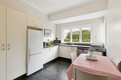 Photo of property in 5 Friend Street, Karori, Wellington, 6012