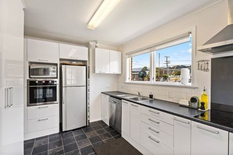 Photo of property in 2/34 Maclean Street, Wallaceville, Upper Hutt, 5018