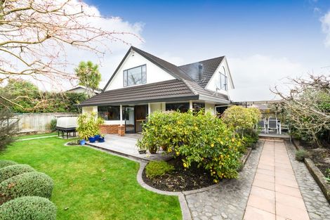 Photo of property in 8 Dougherty Place, Hokowhitu, Palmerston North, 4410