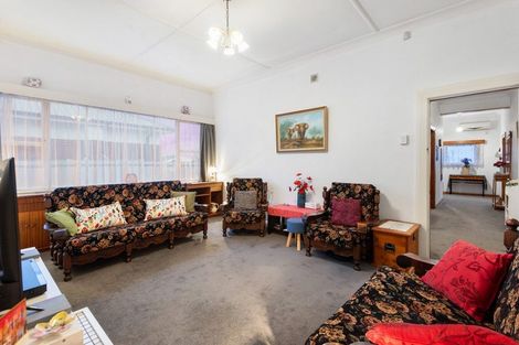 Photo of property in 124 Prince Albert Road, Saint Kilda, Dunedin, 9012
