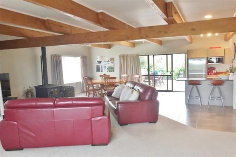 Photo of property in 33 Bens Place, Springvale, Whanganui, 4501