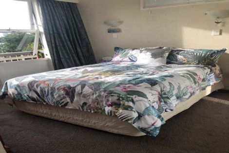 Photo of property in 2 The Promenade, Takapuna, Auckland, 0622