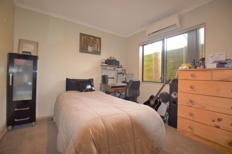 Photo of property in 24 View Ridge Drive, Ranui, Auckland, 0612