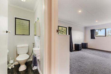 Photo of property in 27 Browning Crescent, Stoke, Nelson, 7011