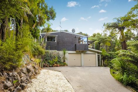 Photo of property in 7 Hayes Road, Henderson Valley, Auckland, 0612