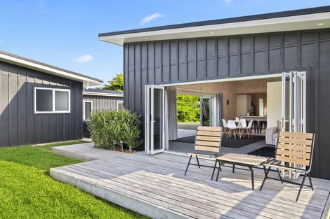 Photo of property in 114 Bombay Road, Bombay, 2675