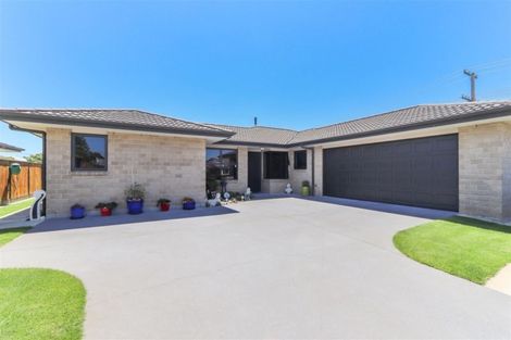 Photo of property in 16 Brookes Street, Inglewood, 4330