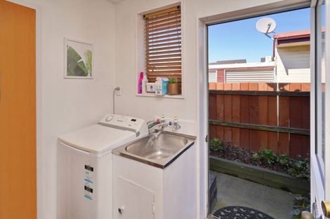 Photo of property in 2/29 Barrie Street, Addington, Christchurch, 8024