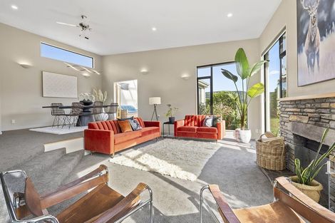 Photo of property in 12 Gladys Scott Place, Tawa, Wellington, 5028