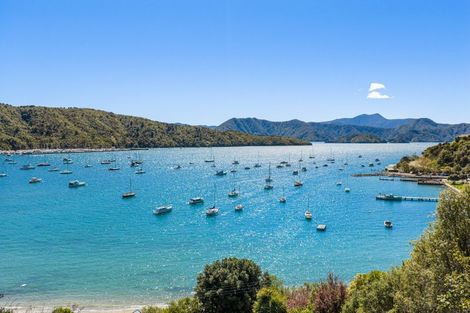Photo of property in 354b Waikawa Road, Waikawa, Picton, 7220