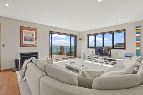 Photo of property in 31 Durness Place, Red Beach, 0932