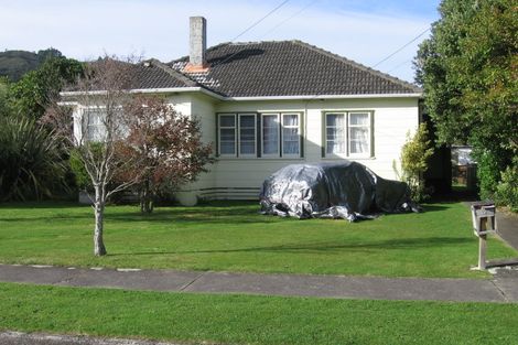 Photo of property in 2 Bryant Grove, Taita, Lower Hutt, 5011