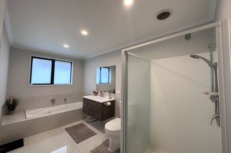 Photo of property in 14 Gibboney Place, Pokeno, 2402