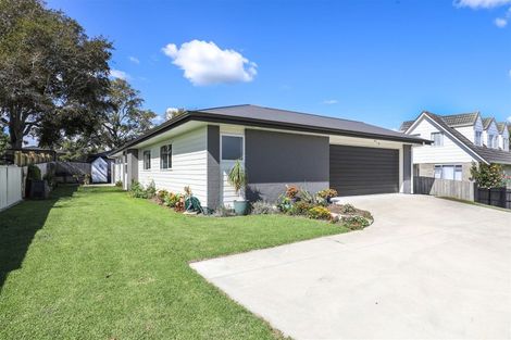 Photo of property in 14 Harlock Place, Huntly, 3700