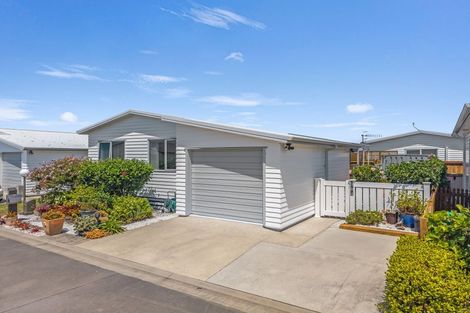 Photo of property in 11 Kamahi Crescent, Papamoa Beach, Papamoa, 3118