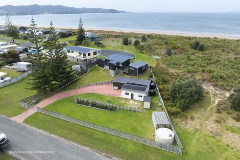 Photo of property in 100 Simon Urlich Road, Karikari Peninsula, 0483