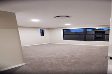 Photo of property in 30 Godfrey Drive, Orewa, 0931