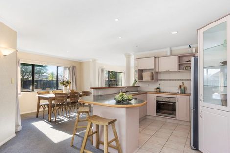 Photo of property in 10 Carlsberg Place, Papamoa Beach, Papamoa, 3118