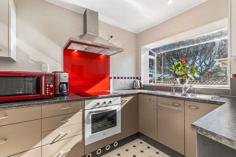 Photo of property in 1/10 Grande Vue Road, Hillpark, Auckland, 2102