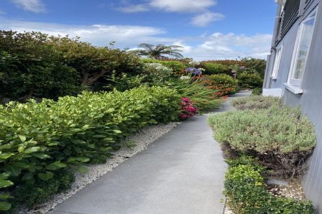 Photo of property in 339c Devon Street West, New Plymouth, 4310