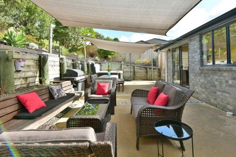 Photo of property in 11 Roberta Crescent, Orewa, 0931