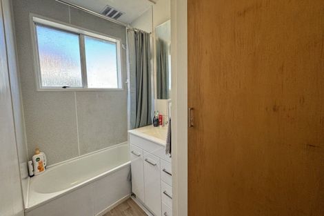 Photo of property in 2/3 Korora Street, Bromley, Christchurch, 8062