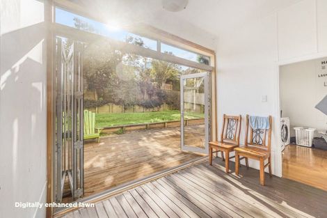 Photo of property in 6 Downe Street, New Plymouth, 4310