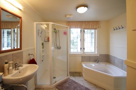 Photo of property in 58 Chelmsford Street, Hampden, 9410