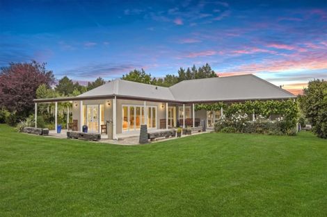 Photo of property in 152 Ashworths Road, Amberley, 7481