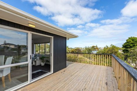 Photo of property in 16a Karaka Street, Otaki Beach, Otaki, 5512
