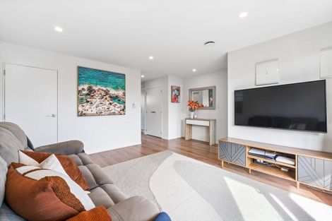 Photo of property in 26 Hiki Street, Hobsonville, Auckland, 0616