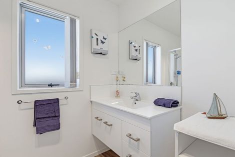 Photo of property in 302/11 Kamahi Crescent, Papamoa Beach, Papamoa, 3118