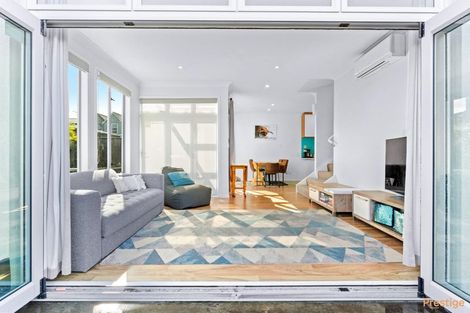 Photo of property in 11f Clearwater Cove, West Harbour, Auckland, 0618